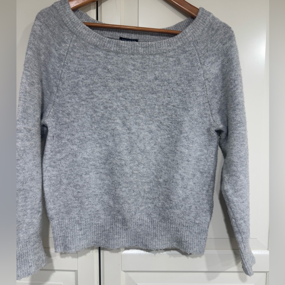 Dynamite Light Gray Crew Neck Sweater